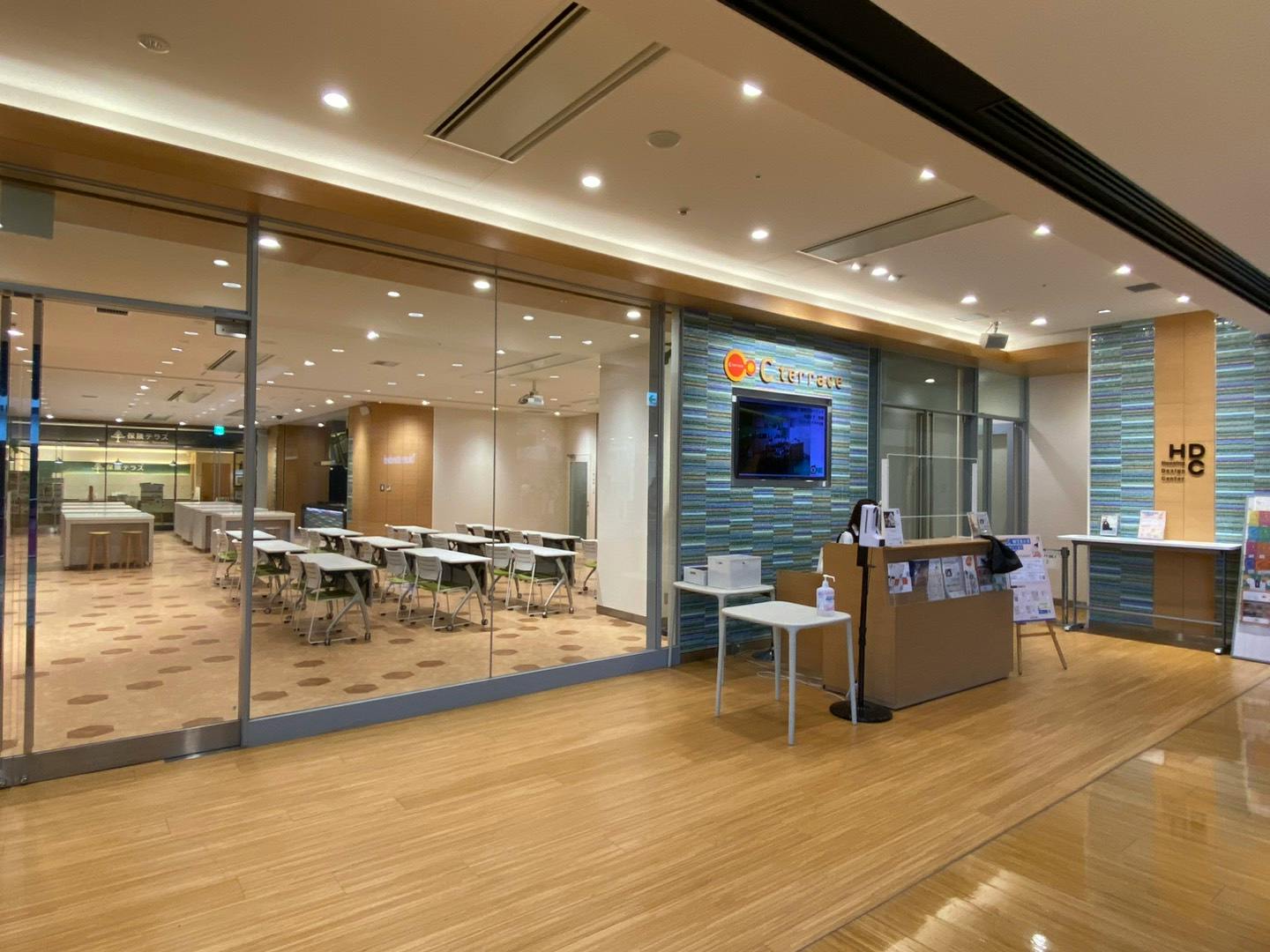 【グランフロント大阪】セミナーやワークショップ・プロモーション等の様々な用途に利用可能な商業施設内イベントスペース(全面利用)