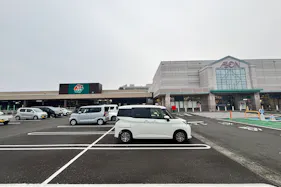 【HIヒロセホームセンター日向店】プロモーションイベントに最適なホームセンター内の入口付近屋内スペース