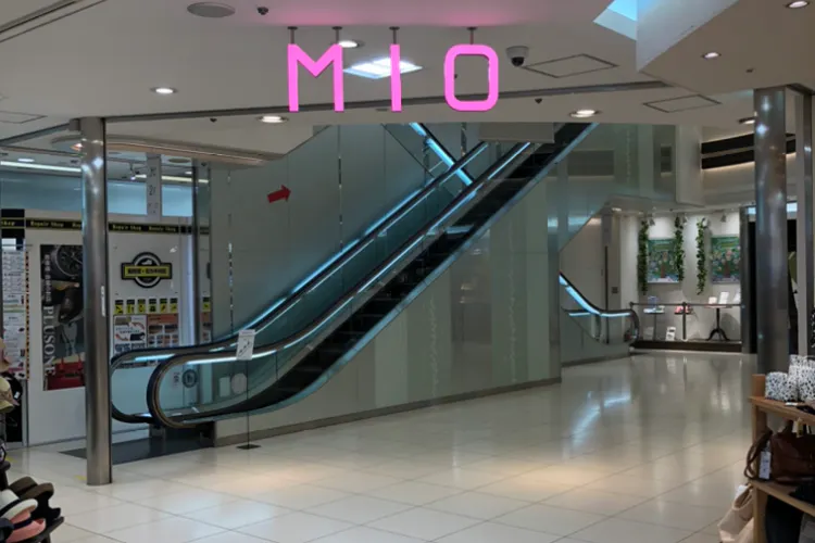 【和歌山ミオ】イベント利用に適した、北館エスカレーター側のスペース