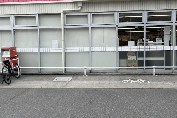 【マルキュウ川西店】プロモーションイベントに最適なスーパーの屋外（駐輪場）イベントスペース