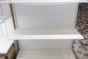 【新宿マルイアネックス】1階 カレンダリウムF01【食物販・物販】入口すぐの好立地、ガラス棚や備え什器あり