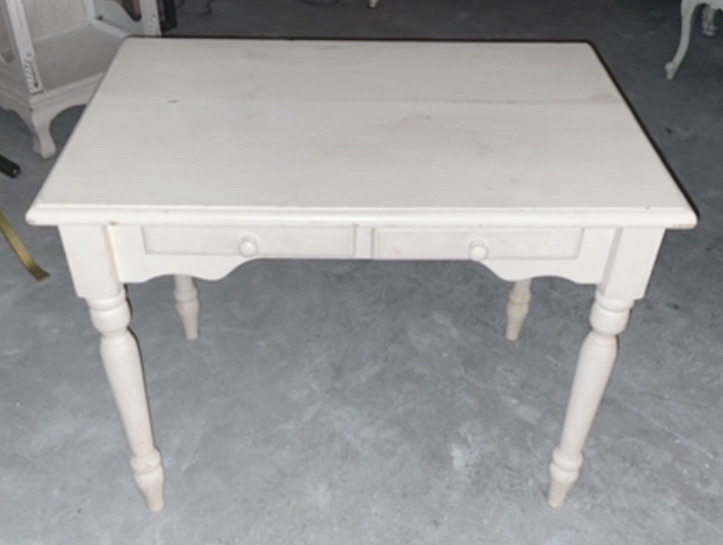 【新宿マルイアネックス】1階 カレンダリウムF01【食物販・物販】入口すぐの好立地、ガラス棚や備え什器あり