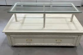 【新宿マルイアネックス】1階 カレンダリウムF01【食物販・物販】入口すぐの好立地、ガラス棚や備え什器あり