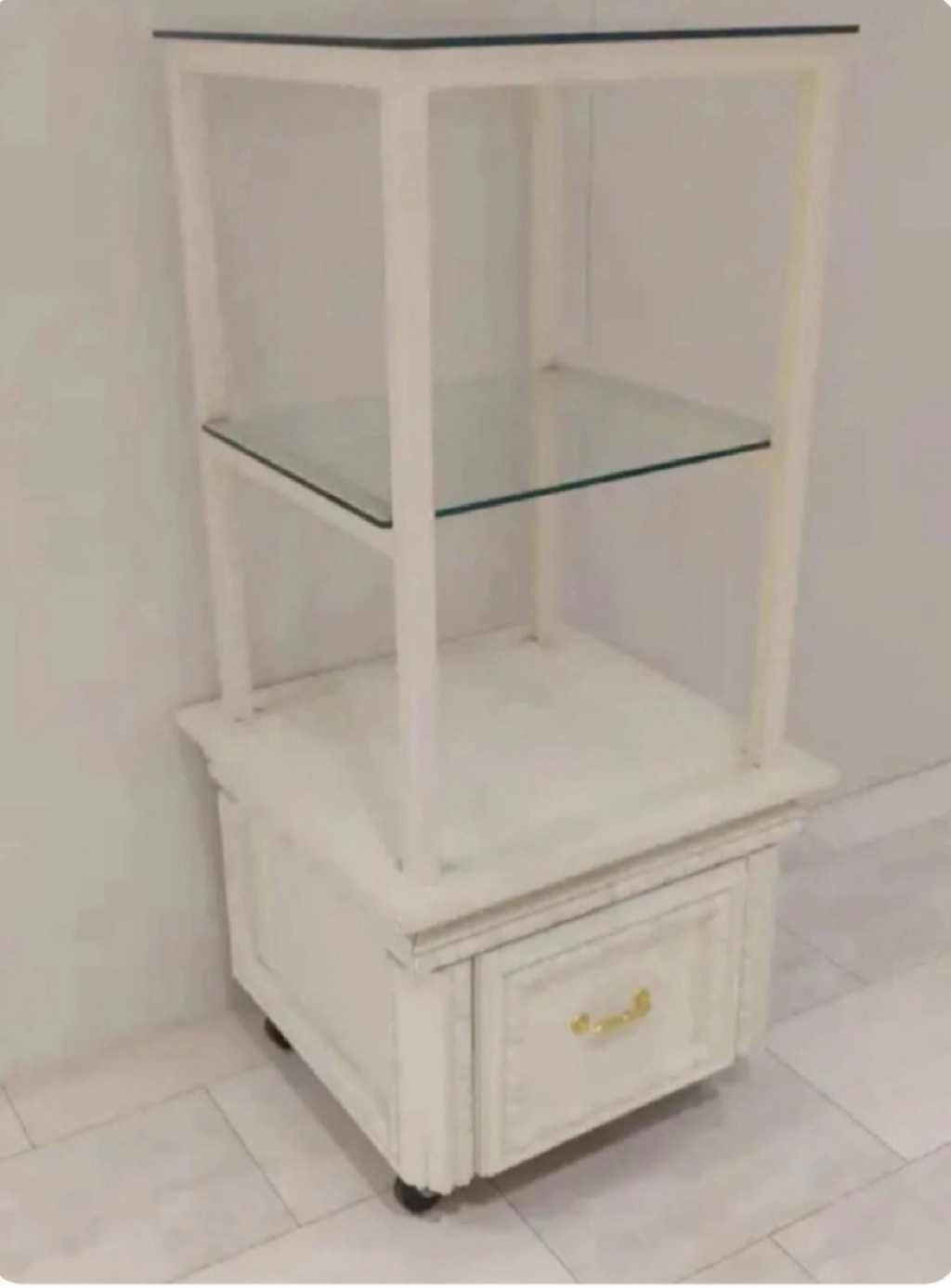 H130×W60×D60　2段棚×2台