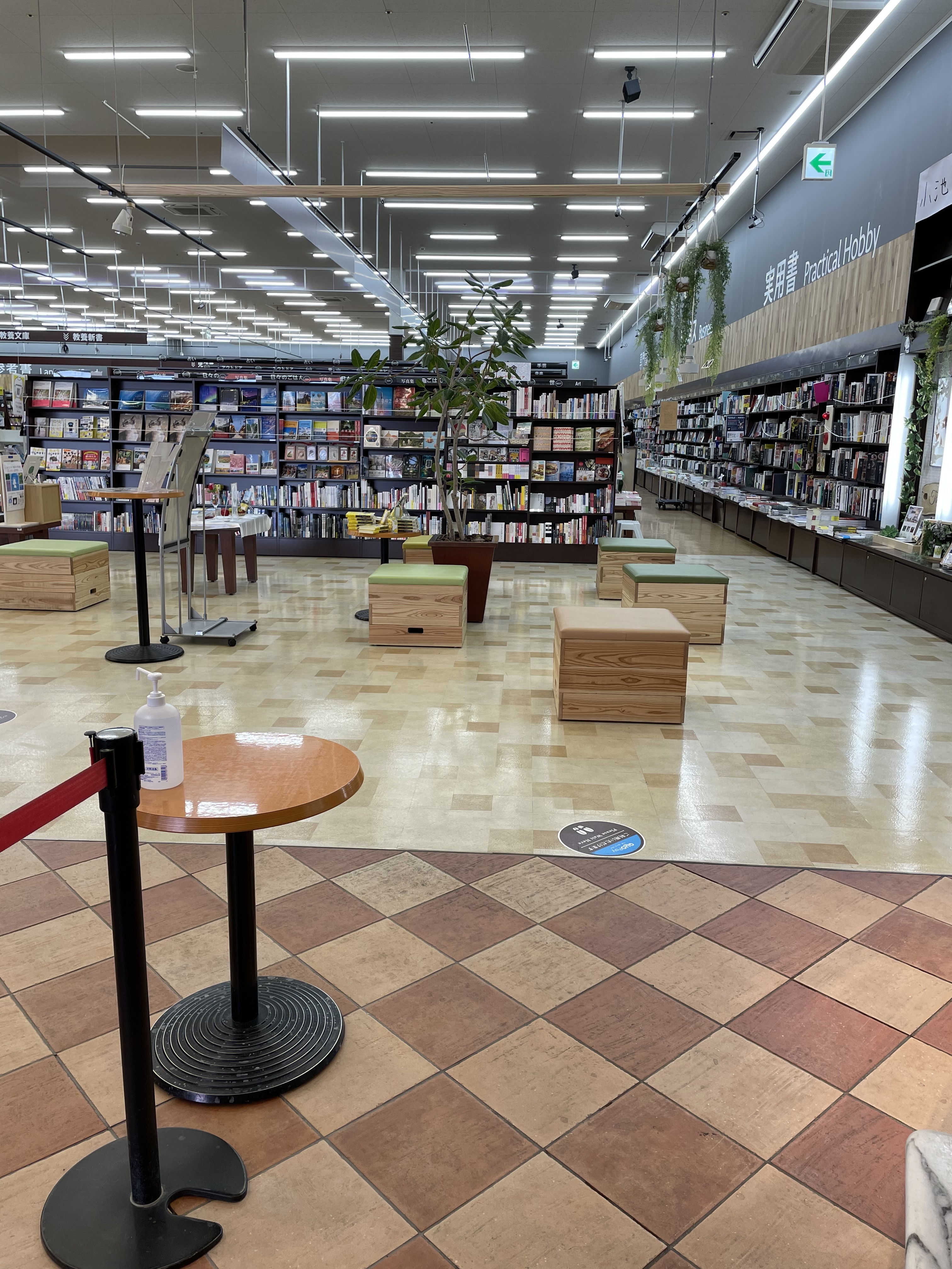 【MEDIA PARK MIDORI 桑野店】ポップアップストアや展示会に最適な県内最大規模の複合大型書店のイベントスペースの画像5
