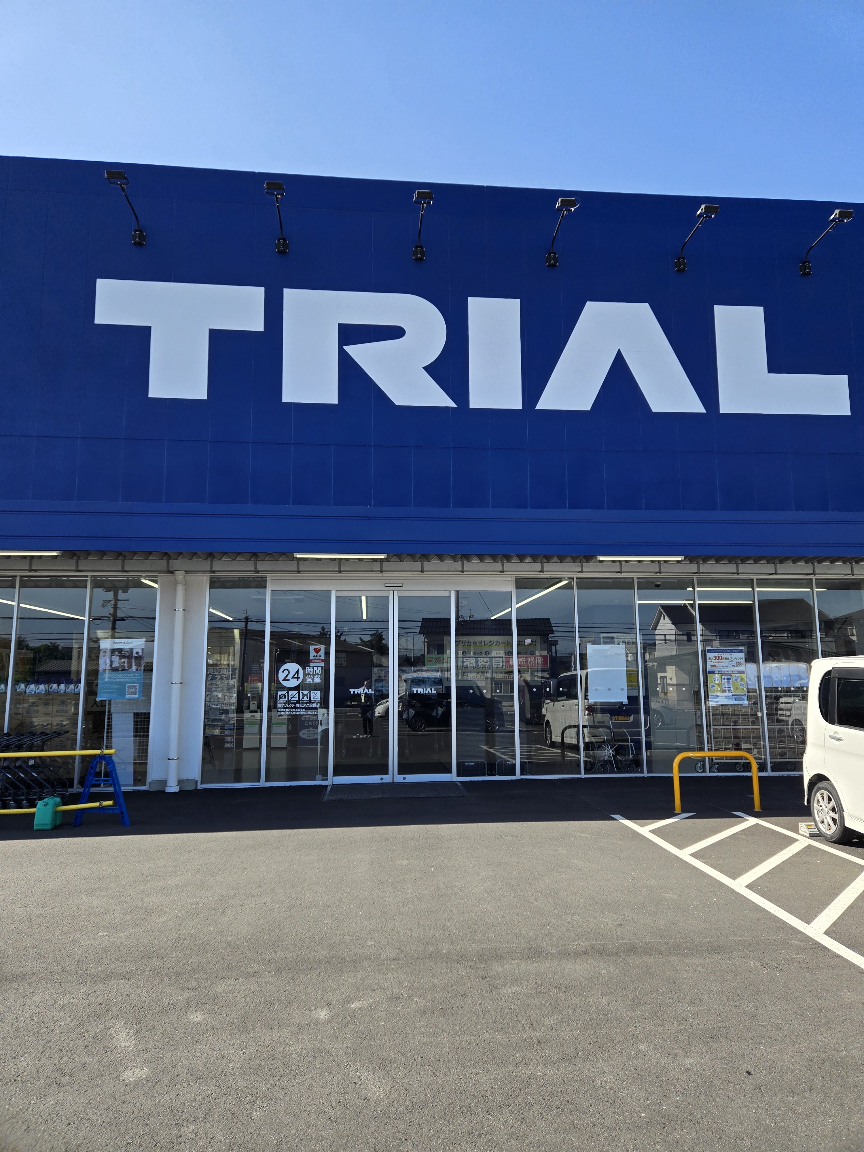 【スーパーセンタートライアル皆春店】Ⓐキッチンカースペース　※電源あり