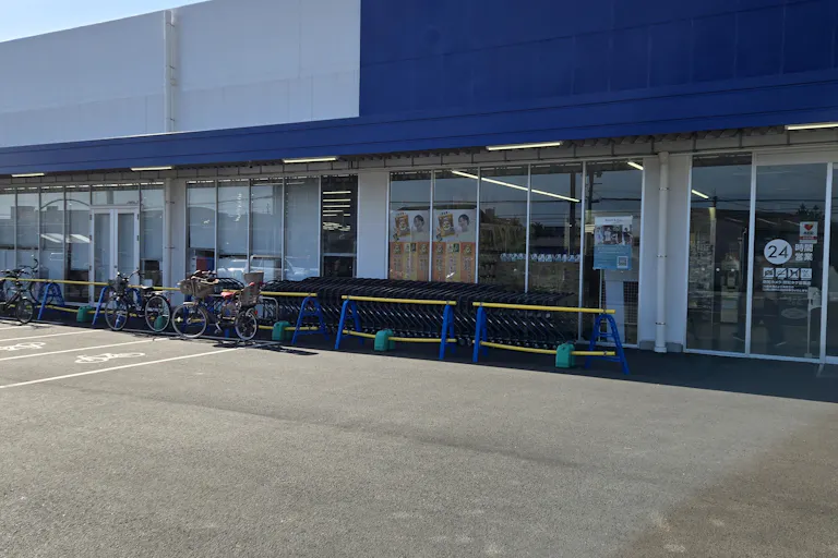 【スーパーセンタートライアル皆春店】Ⓐキッチンカースペース ※電源ありの画像1