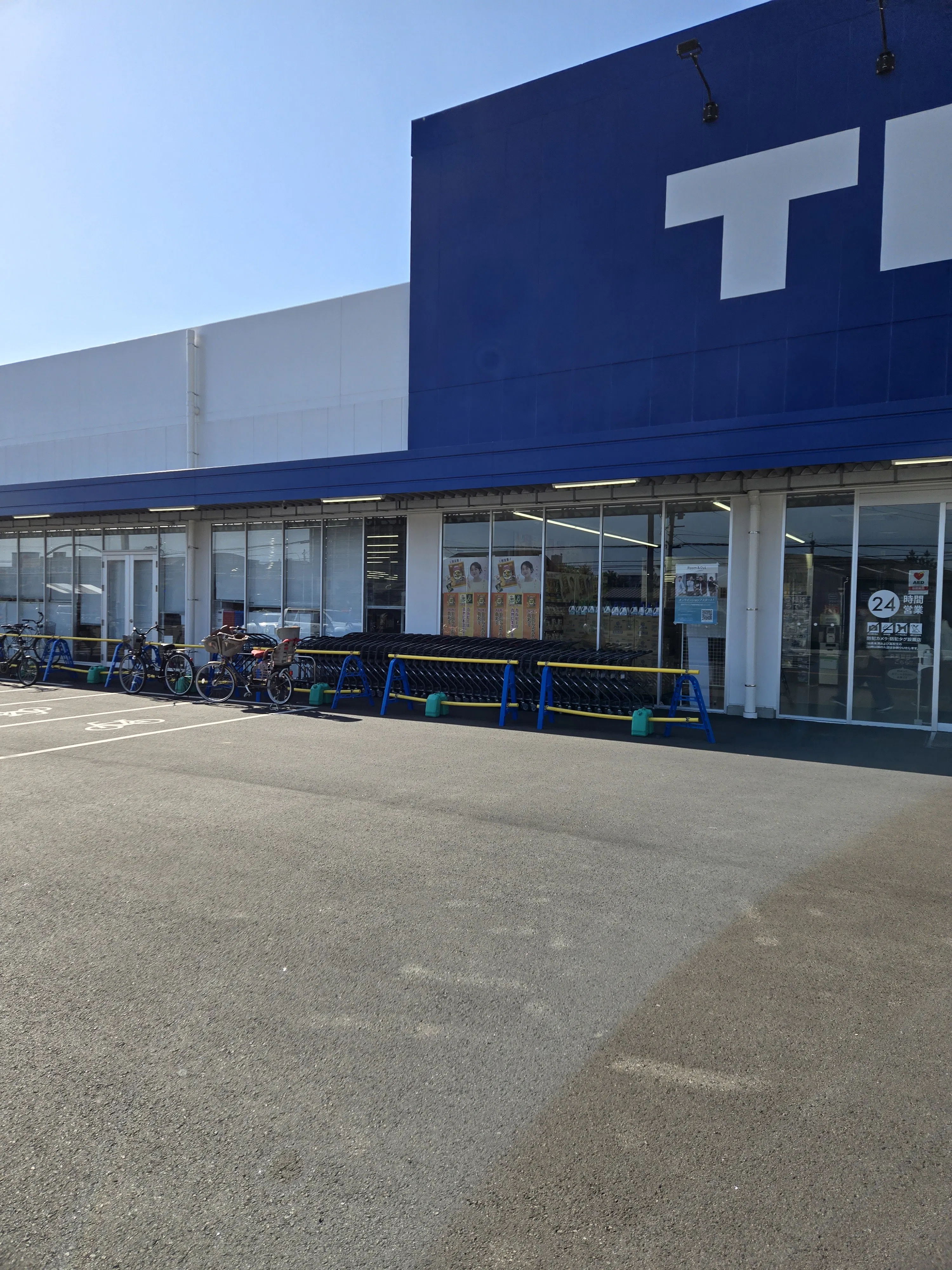 【スーパーセンタートライアル皆春店】Ⓐキッチンカースペース ※電源あり