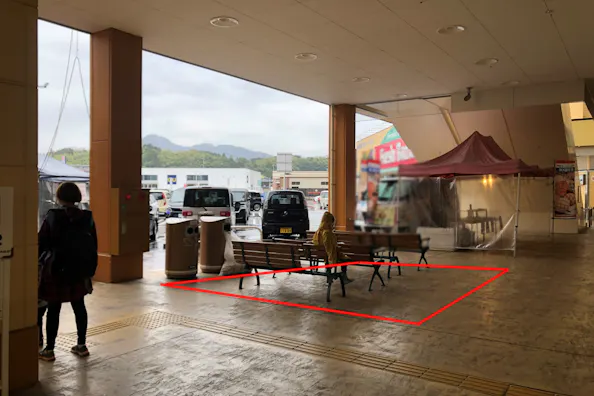 【フレスポ福知山】販促イベント適したエレベーター前の半屋外スペース