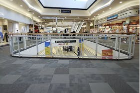 【イオンモール宮崎】東Bブリッジ(TOKYOシャツ前西側)