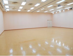 【イオンモール新居浜】『２Fイオンホール』半面レンタルもOK！ホールタイプで、展示会や会議に最適の画像