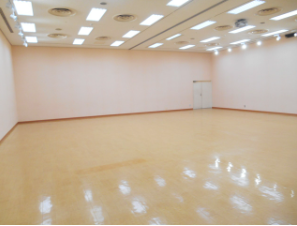 【イオンモール新居浜】『２Fイオンホール』半面レンタルもOK！ホールタイプで、展示会や会議に最適