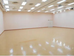 【イオンモール新居浜】『２Fイオンホール』半面レンタルもOK！ホールタイプで、展示会や会議に最適の画像