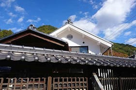 【長野県筑北村】ロケなどの撮影用途や短期の宿泊施設経営に最適な明治元年に建てられた築150年の古民家一棟貸し