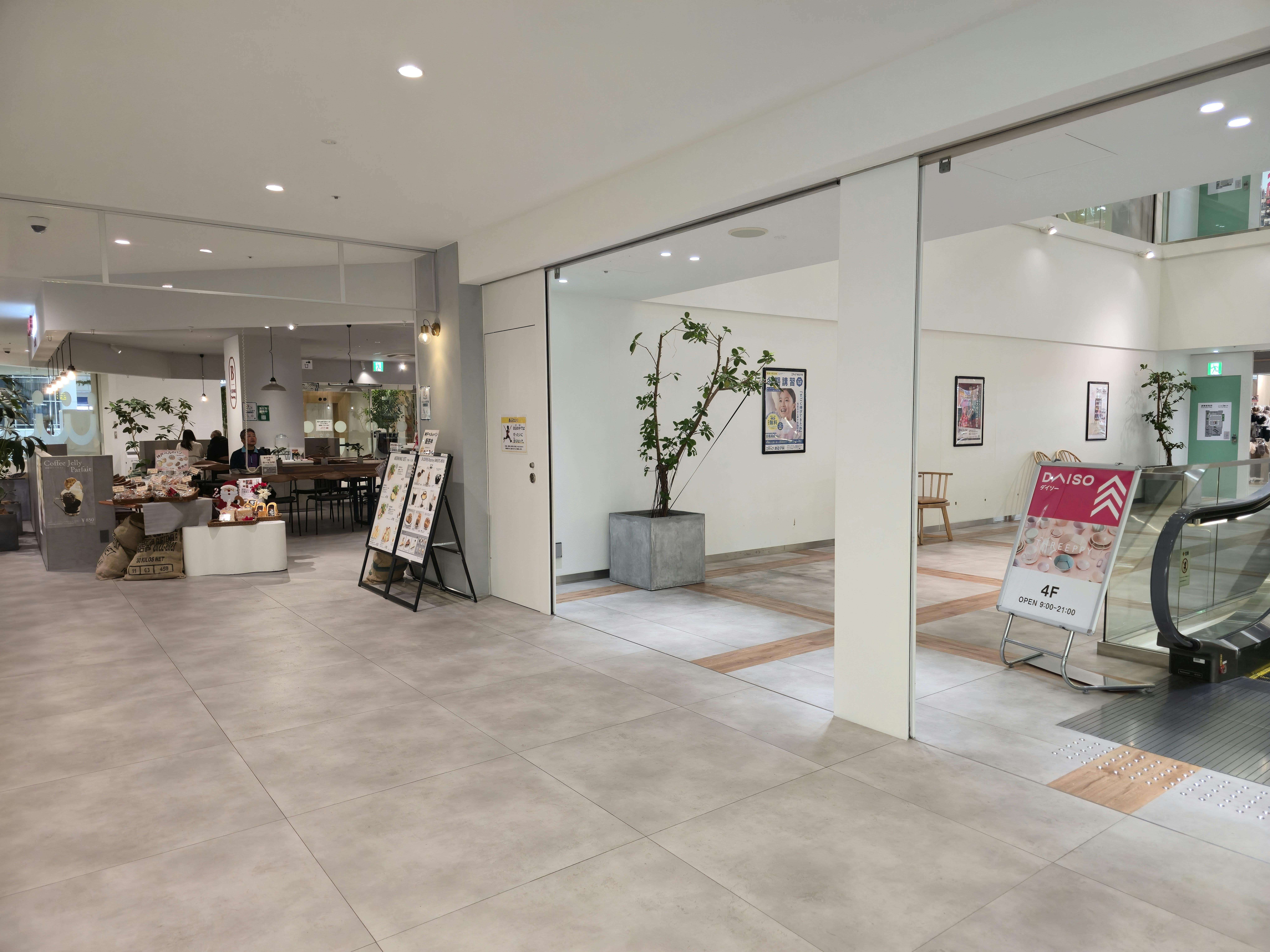 【ROKKO i PARK／アイランドセンター駅直結】商業施設3Fにあるイベントスペース｜物販やプロモーション催事に最適