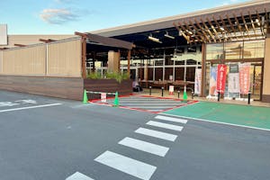 【イオンタウン蕨】キッチンカーでの出店に最適な商業施設テラスエリアにあるイベントスペース