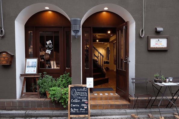【三鷹駅7分】アート関係の個展やポップアップストアに最適なカフェ併設のギャラリー(1F,2F)