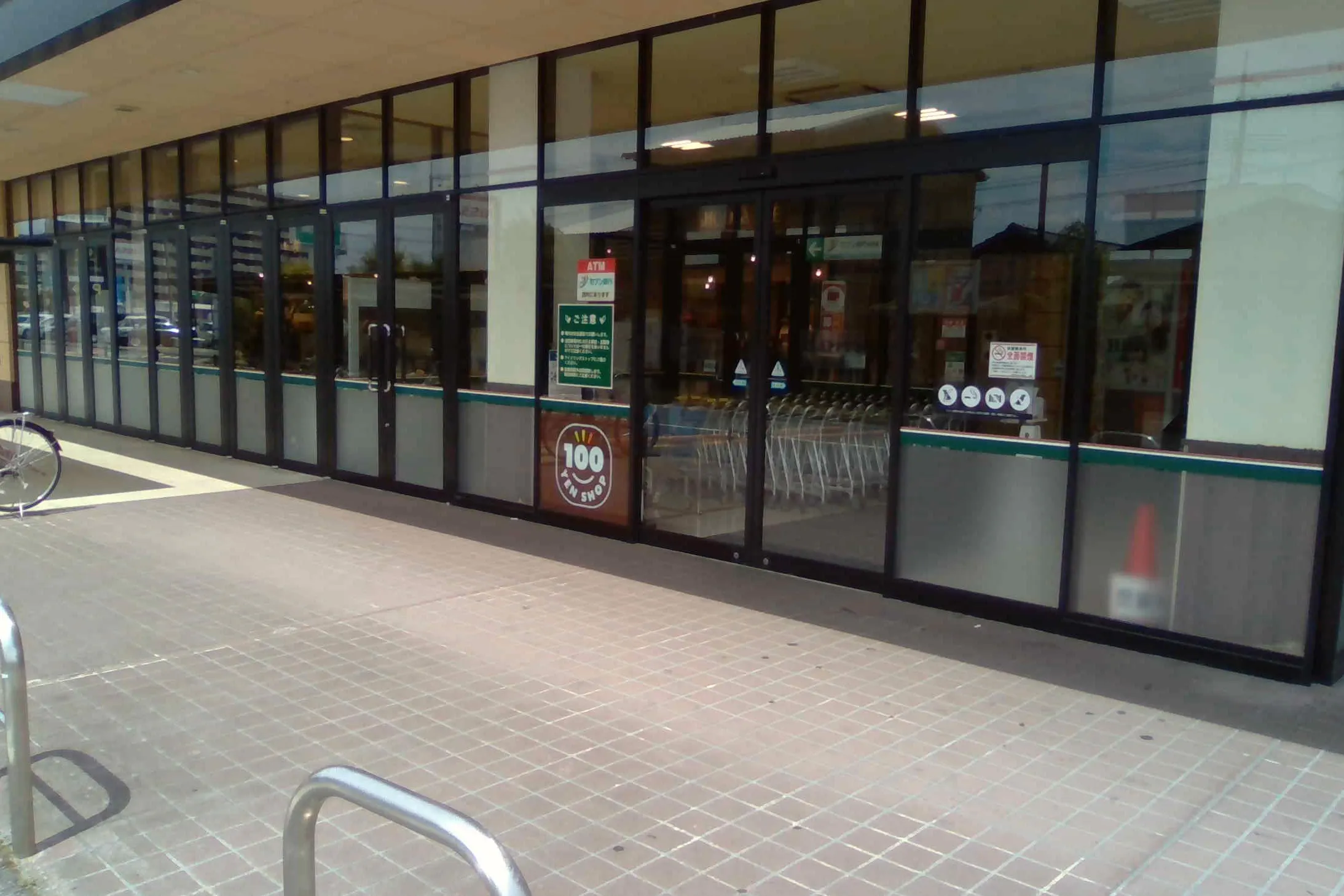 【天満屋ハピーズ倉敷中島店】第二入口(ラジャ側) 各種プロモーション、会員獲得イベントに最適な屋外催事イベントスペース