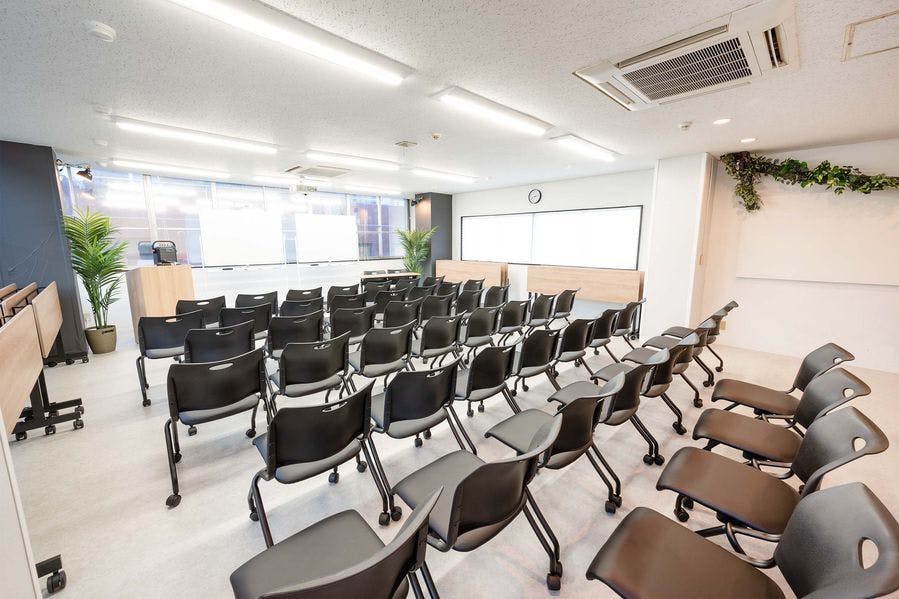 【神田駅1分】展示会、販売会にも適した70㎡ の広いレンタルスペース