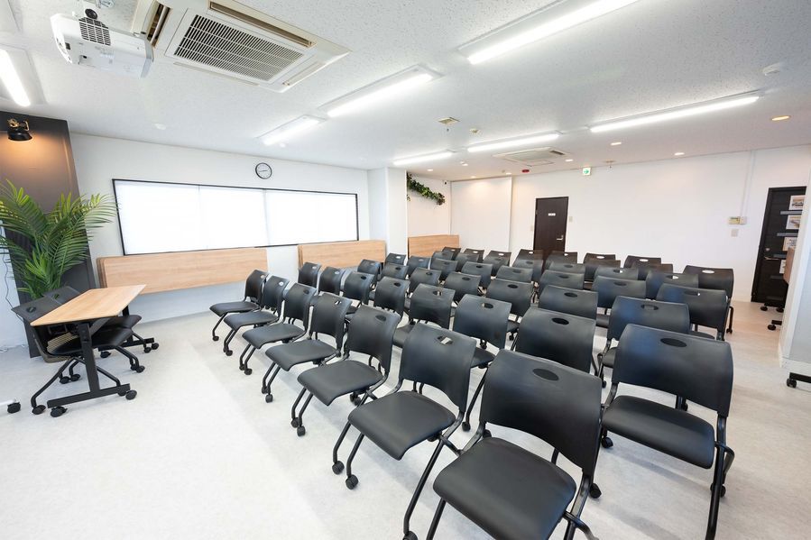 【神田駅1分】展示会、販売会にも適した70㎡ の広いレンタルスペースの画像7