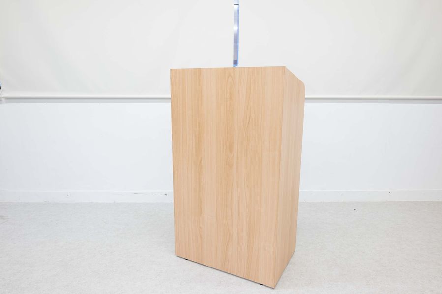 【神田駅1分】展示会、販売会にも適した70㎡ の広いレンタルスペースの画像18