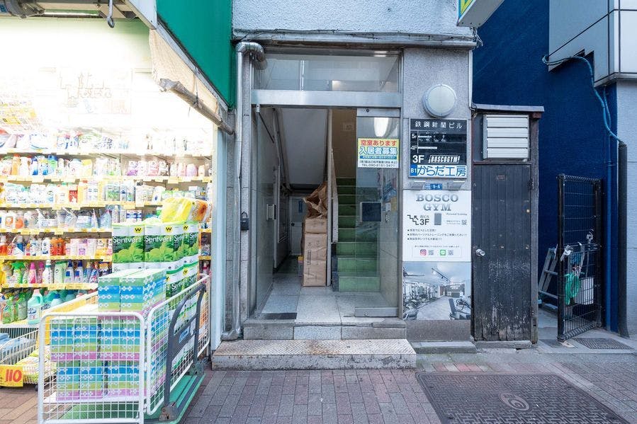 【神田駅1分】展示会、販売会にも適した70㎡ の広いレンタルスペース