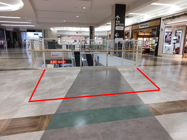 【イオンモール日吉津*】西館2F　イーストブリッジ