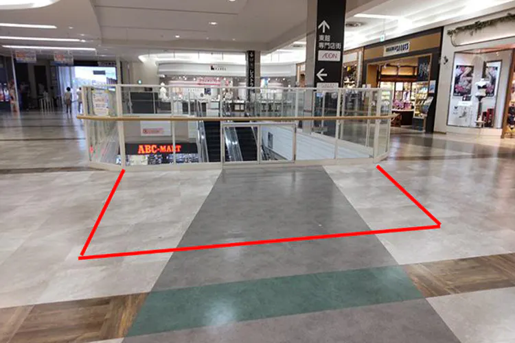 【イオンモール日吉津*】西館2F イーストブリッジ