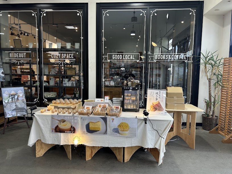 【TSUTAYA さくらの森店】販促イベントや物販に最適な風除室イベントスペース