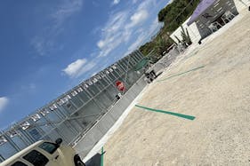 【横浜市神奈川区羽沢町】ポップアップストアや撮影に適したアメリカ風の雰囲気が漂う屋外スペース