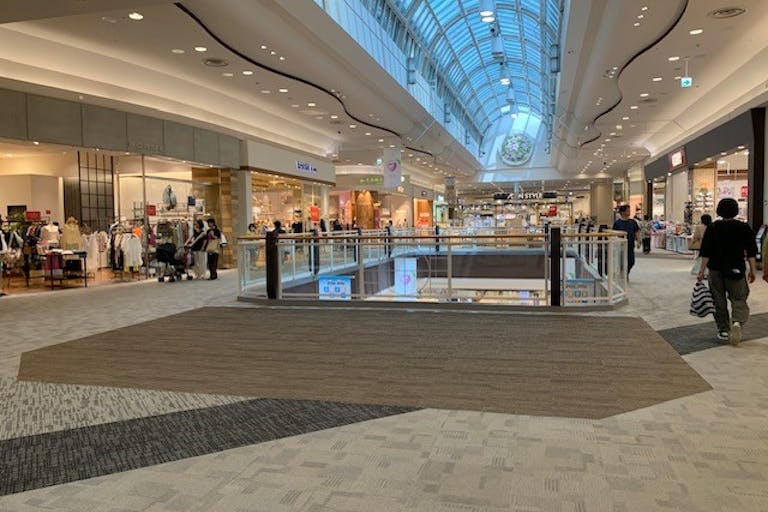 【イオンモール高岡】イベントスペース④(ムラサキスポーツ前)の画像1