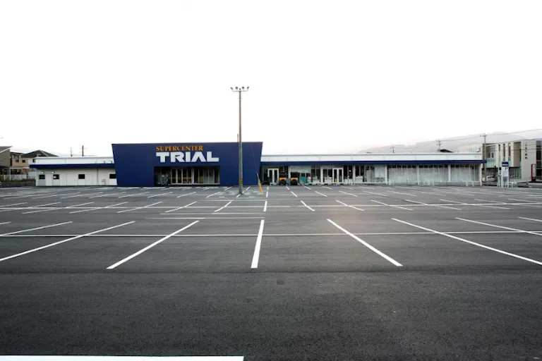 【スーパーセンタートライアル三股店】キッチンカー(調理営業)出店限定/屋外スペースの画像1