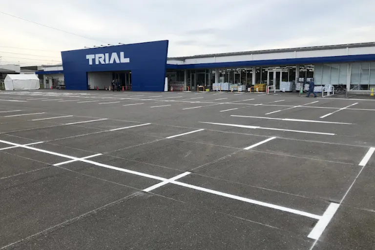 【スーパーセンタートライアル三股店】キッチンカー(調理営業)出店限定/屋外スペースの画像3