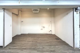 【自由が丘ひかり街|43号】シニア層向けアパレル・ファッション関連のポップアップストアやPR会場に適した自由が丘の商店街内イベントスペース