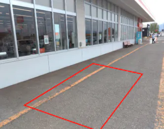 【ザ・ビッグ大曲福田店】軒下キッチンカースペース 販促プロモーションや物販に最適なスーパー店外催事イベントスペース