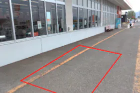 【ザ・ビッグ大曲福田店】軒下キッチンカースペース 販促プロモーションや物販に最適なスーパー店外催事イベントスペース