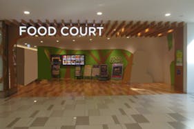 【神戸ハーバーランドumie(ウミエ)】VP設置場所「ノースモール4階フードコート前」