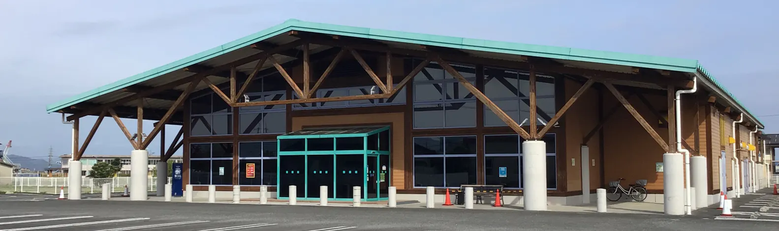 【ダイナム鹿児島出水店】キッチンカー出店やプロモーションイベントに最適なアミューズメント施設のイベントスペース