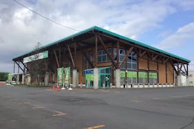 【ダイナム旭川近文店ゆったり館】キッチンカーに最適なアミューズメント施設のイベントスペース(出入口)