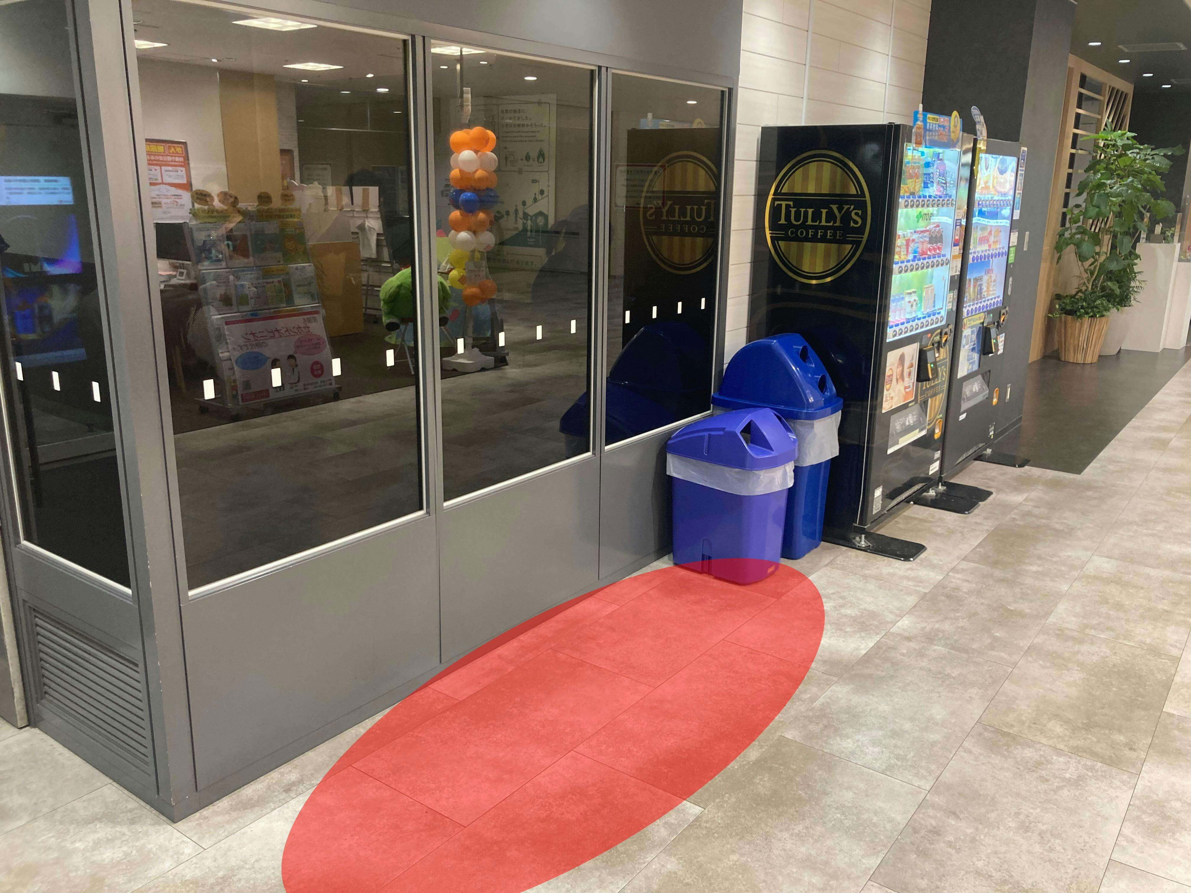 【光が丘IMA/光が丘駅直結】電子タバコ等の喫煙具PRに最適な駅直結ショッピングセンターの3階喫煙スペース前にあるイベントスペース