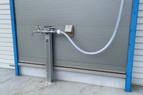 【京都府京都市西京区】キッチンカー出店に最適!京都洛西・国道9号線に面する「国道沓掛口」交差点北西角地にある約30坪の路面イベントスペース