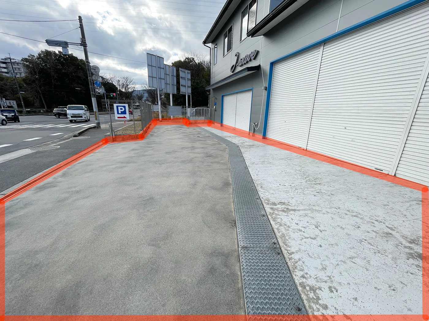 【京都府京都市西京区】キッチンカー出店に最適!京都洛西・国道9号線に面する「国道沓掛口」交差点北西角地にある約30坪の路面イベントスペース