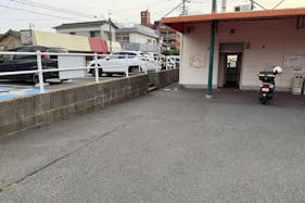 【ゆめマート 若園】屋外 入口正面 キッチンカーや販促プロモーションにおすすめな催事イベントスペース