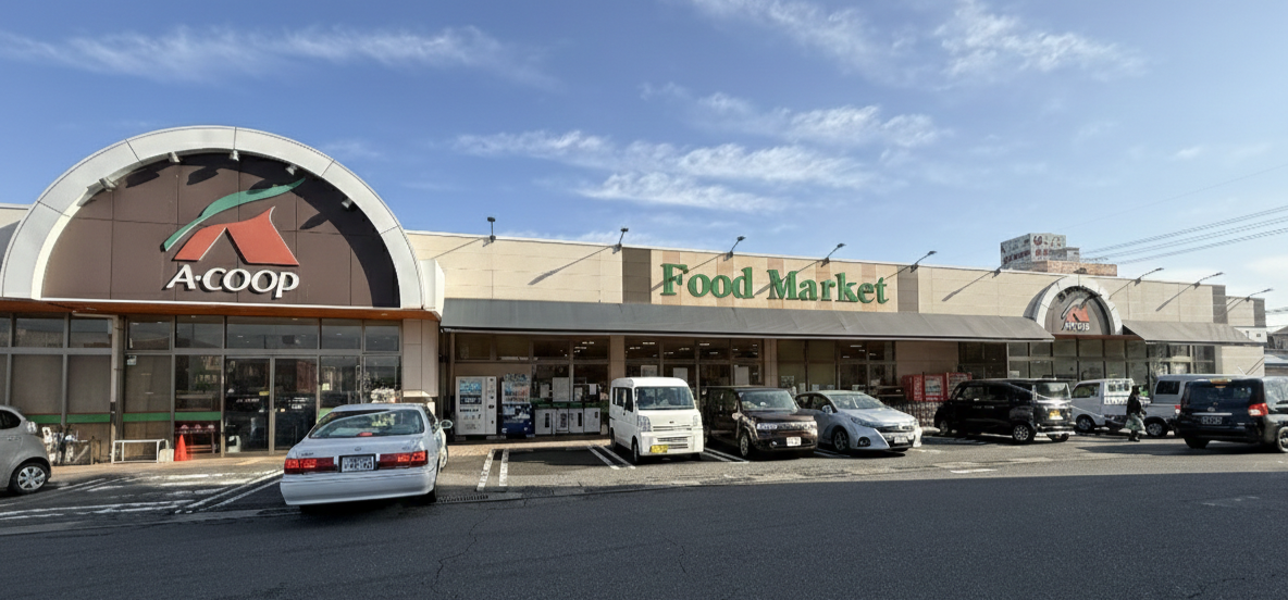 【Aコープみよし店】食物販や販促イベントに最適な屋外軒下スペース