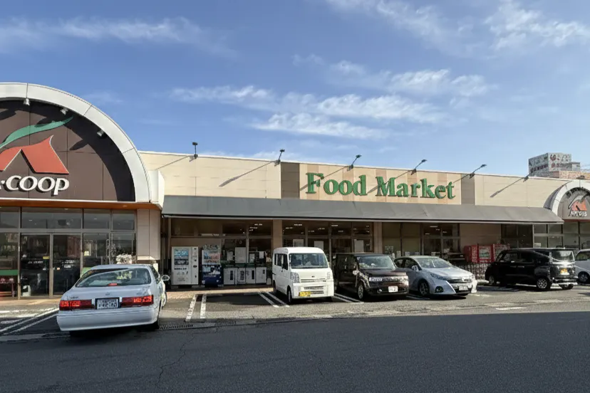 【Aコープみよし店】食物販や販促イベントに最適な屋外軒下スペース