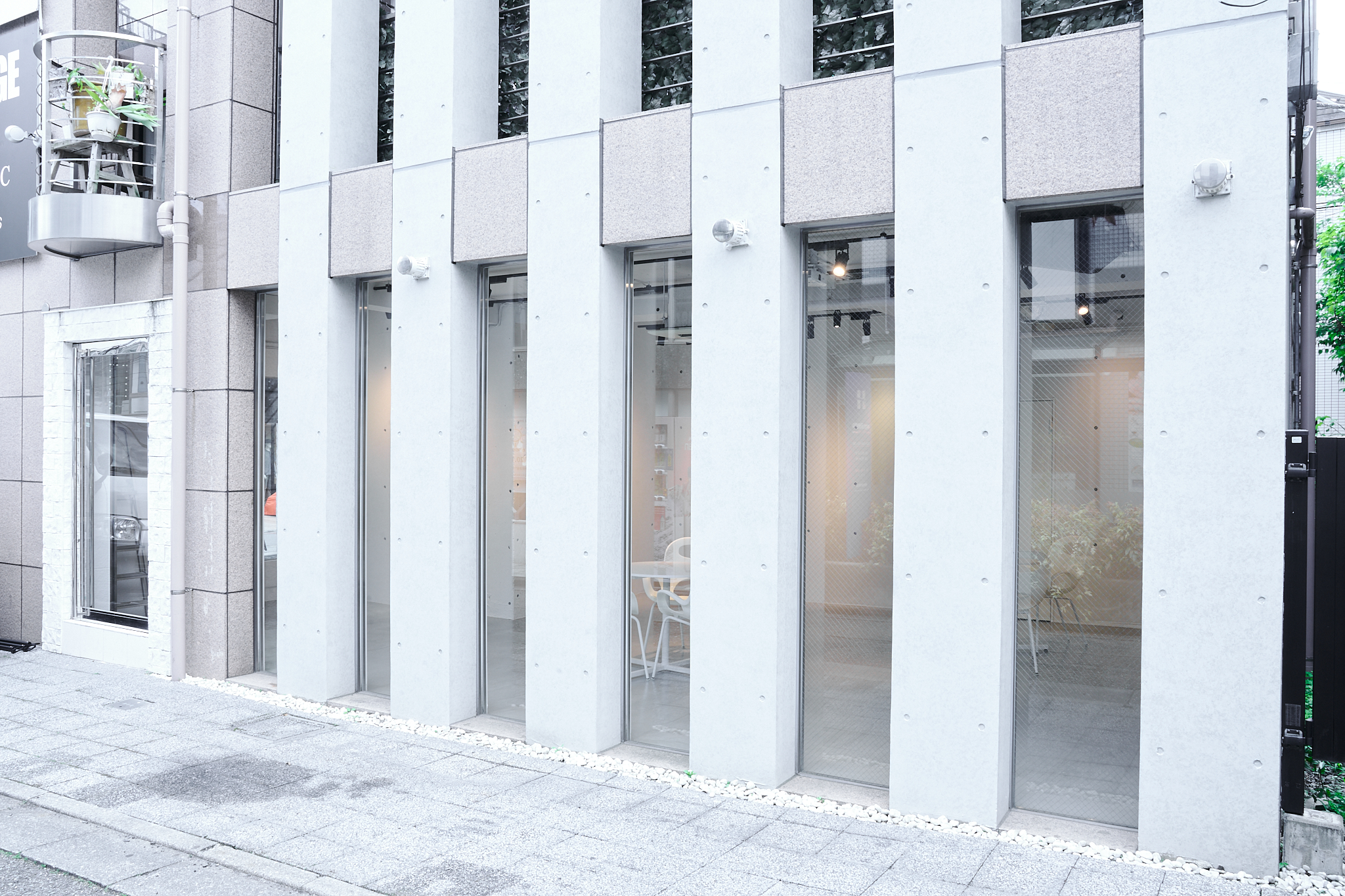 【明治神宮前駅4分】原宿・神宮前エリアの中心部！ポップアップイベントやワークショップに最適な白で統一されたシンプルさが美しいイベントスペース「PREMIER STUDIO ZERO」