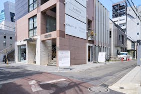 【明治神宮前駅4分】原宿・神宮前エリアの中心部!ポップアップイベントやワークショップに最適な白で統一されたシンプルさが美しいイベントスペース「PREMIER STUDIO ZERO」