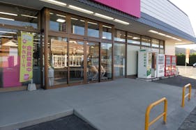 【ゆめマート 板持】屋外軒先 販促プロモーションや物販のポップアップストアにおすすめな催事イベントスペース