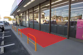 【ゆめマート 板持】屋外軒先 販促プロモーションや物販のポップアップストアにおすすめな催事イベントスペース