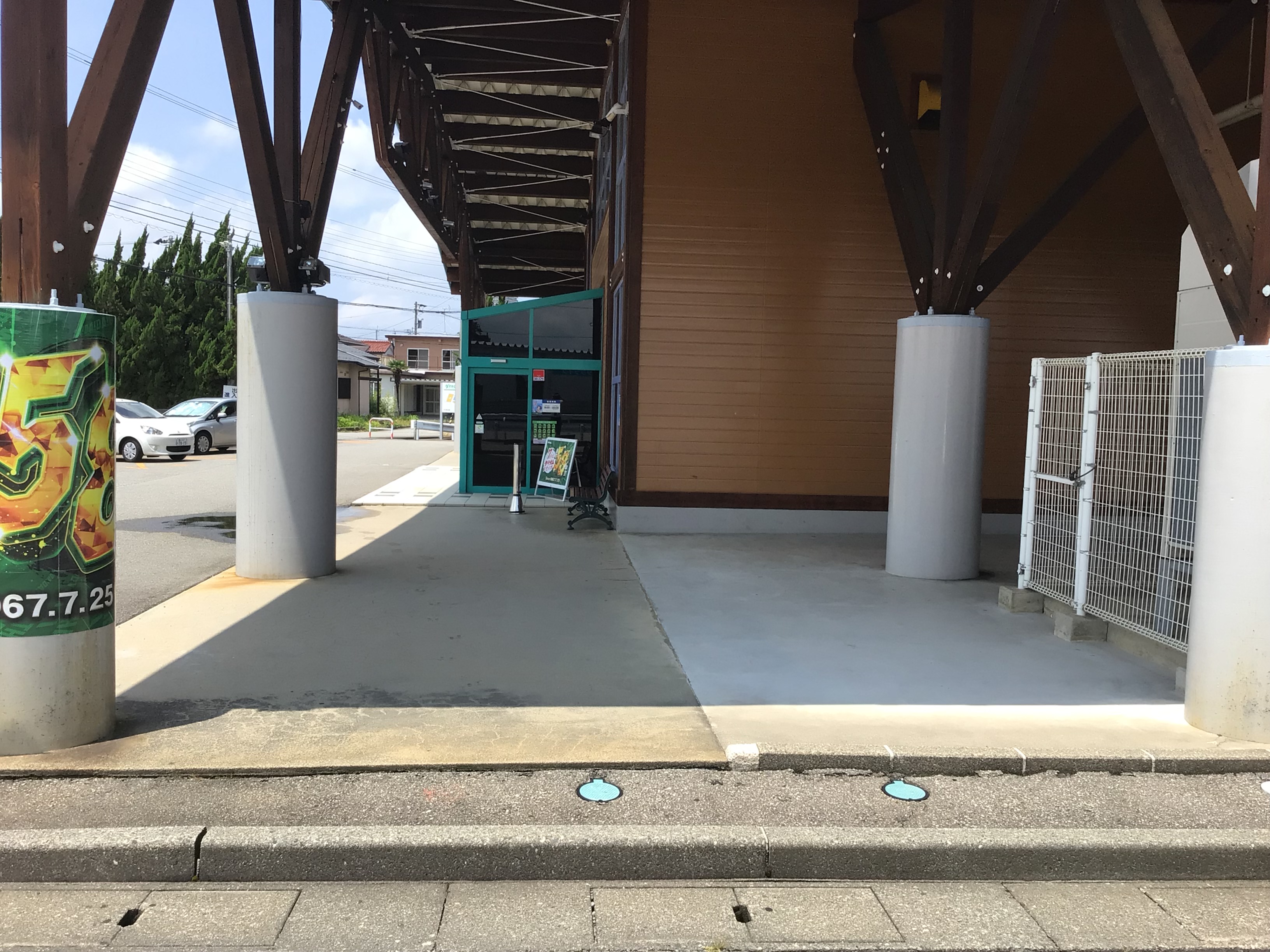 【ダイナム富山上冨居店ゆったり館】キッチンカーやプロモーションイベントの開催に最適なアミューズメント施設のイベントスペース